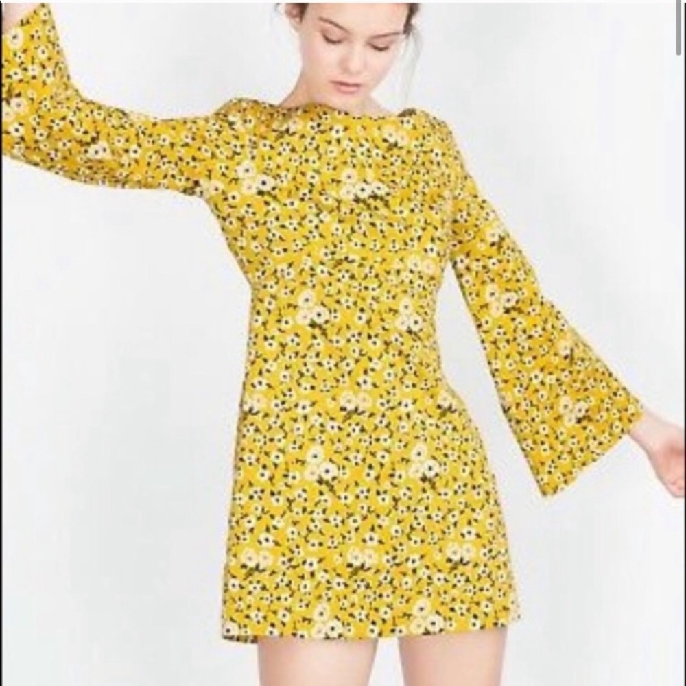 NWT Zara Yellow Floral Retro Mini Dress
